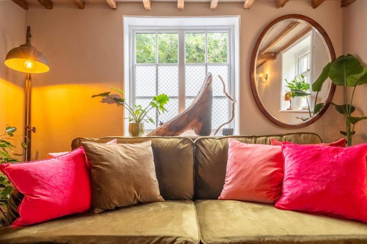 Most Romantic Cottage In Suffolk - Number Four Framlingham Extérieur photo