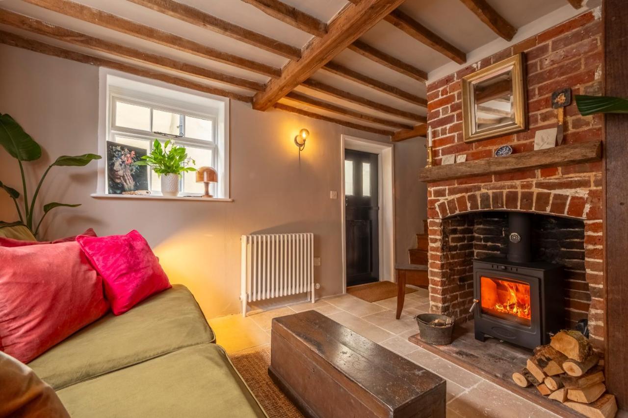 Most Romantic Cottage In Suffolk - Number Four Framlingham Extérieur photo