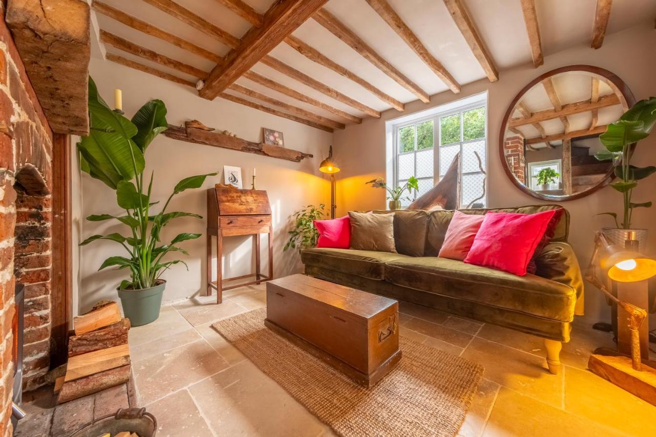 Most Romantic Cottage In Suffolk - Number Four Framlingham Extérieur photo