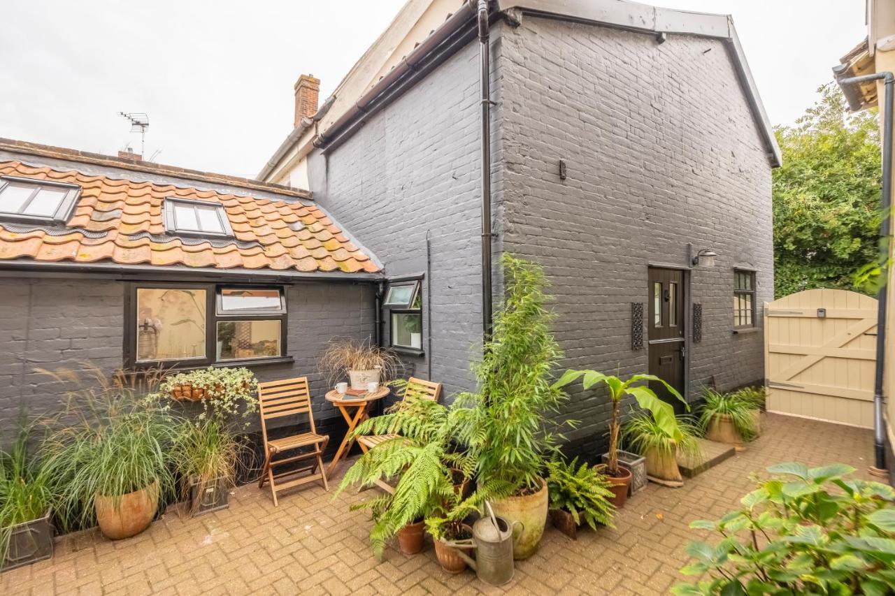 Most Romantic Cottage In Suffolk - Number Four Framlingham Extérieur photo
